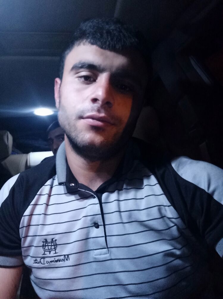 ,   Aleks, 25 ,   ,   