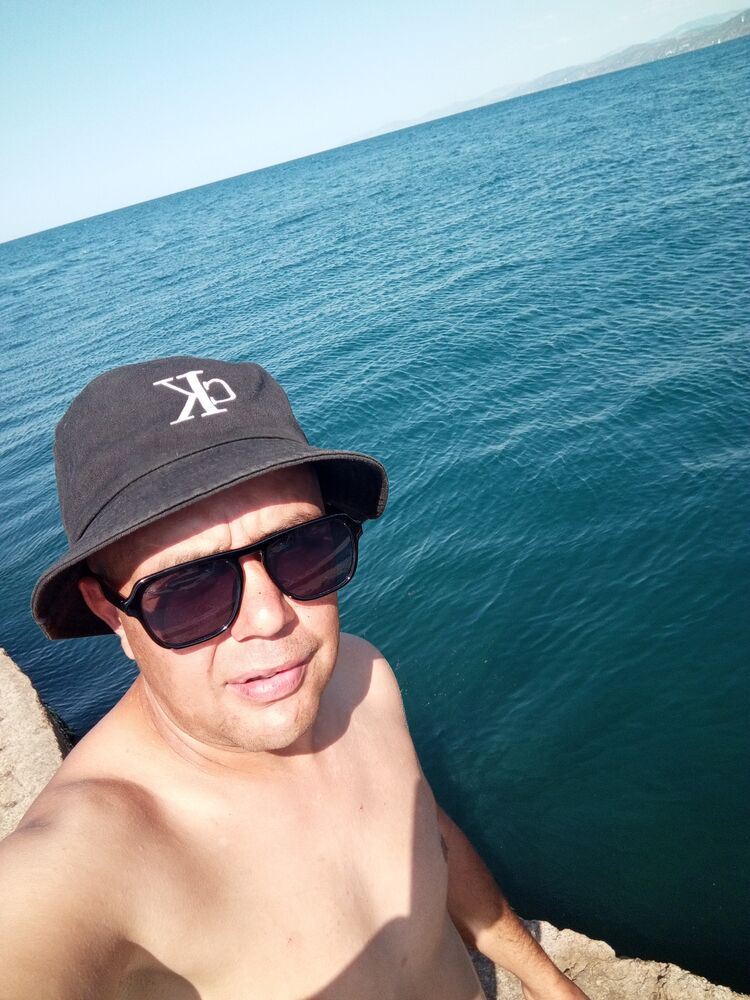  52969558  Aleksandr, 40 ,    