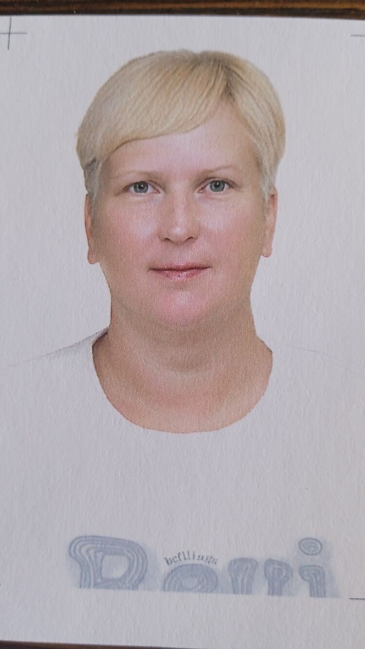  53459118  ELENA, 49 ,    