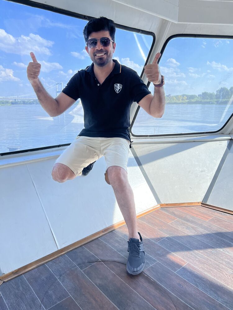  27810028  , 35 ,    -