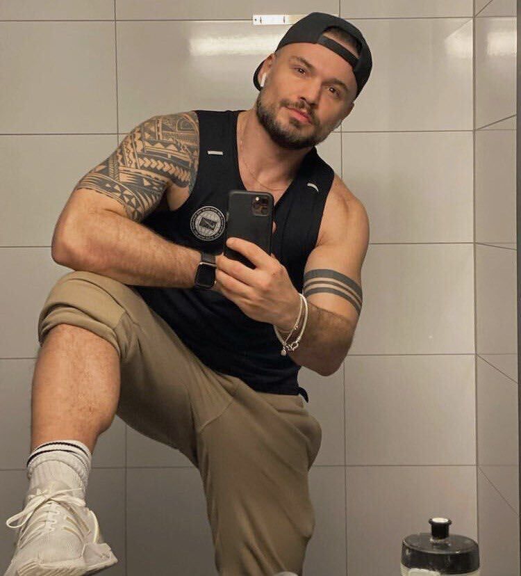  27413308  , 33 ,    -