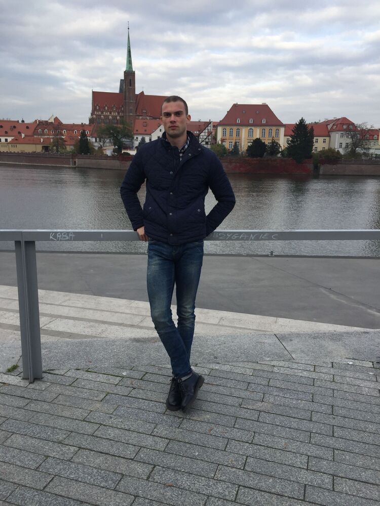  33113788  Bogdan, 31 ,    Blonie