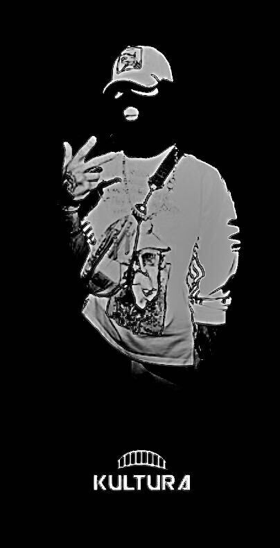  30559198  Nikolai, 33 ,    