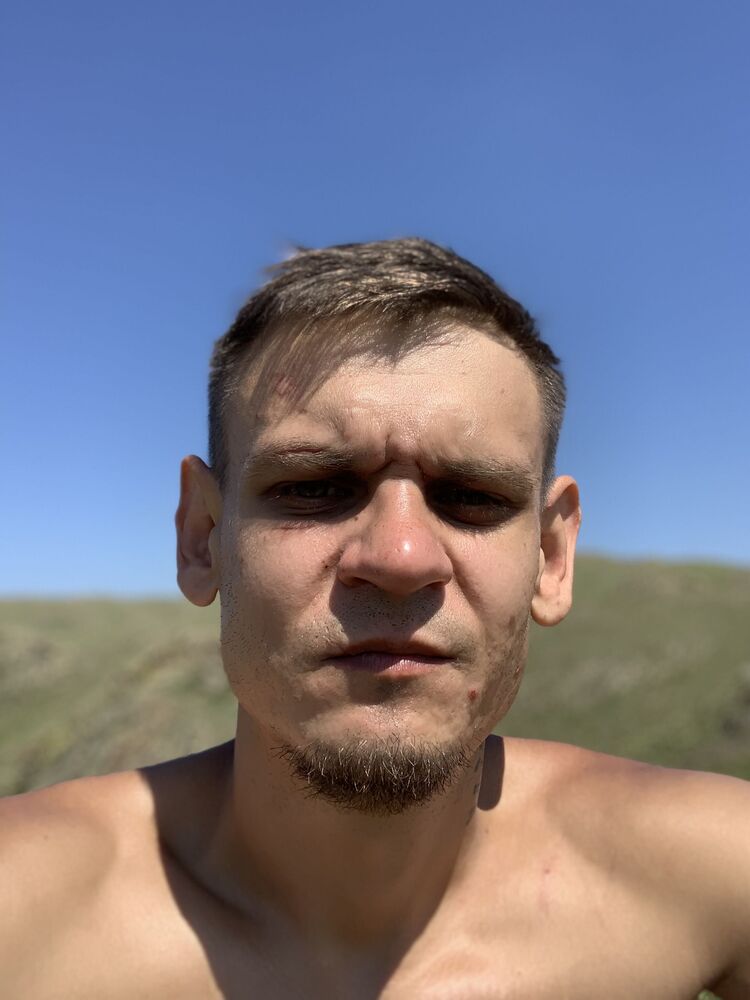  37143038  , 32 ,    