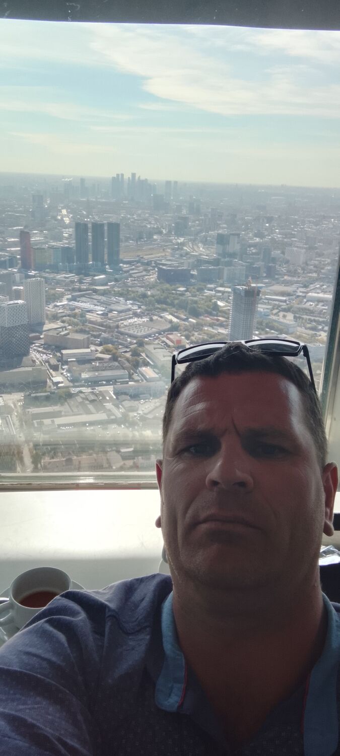  ,   Igor, 40 ,   ,   , c 