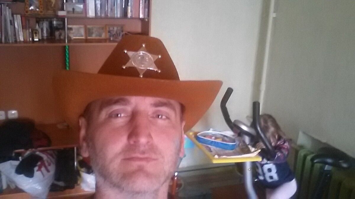  ,   Andrey, 49 ,   ,   , c 
