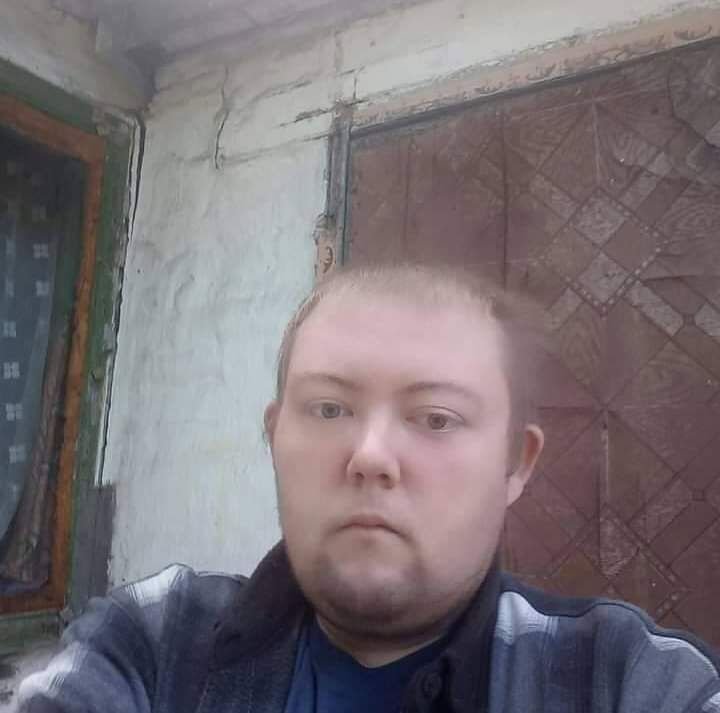  43678898  , 33 ,    