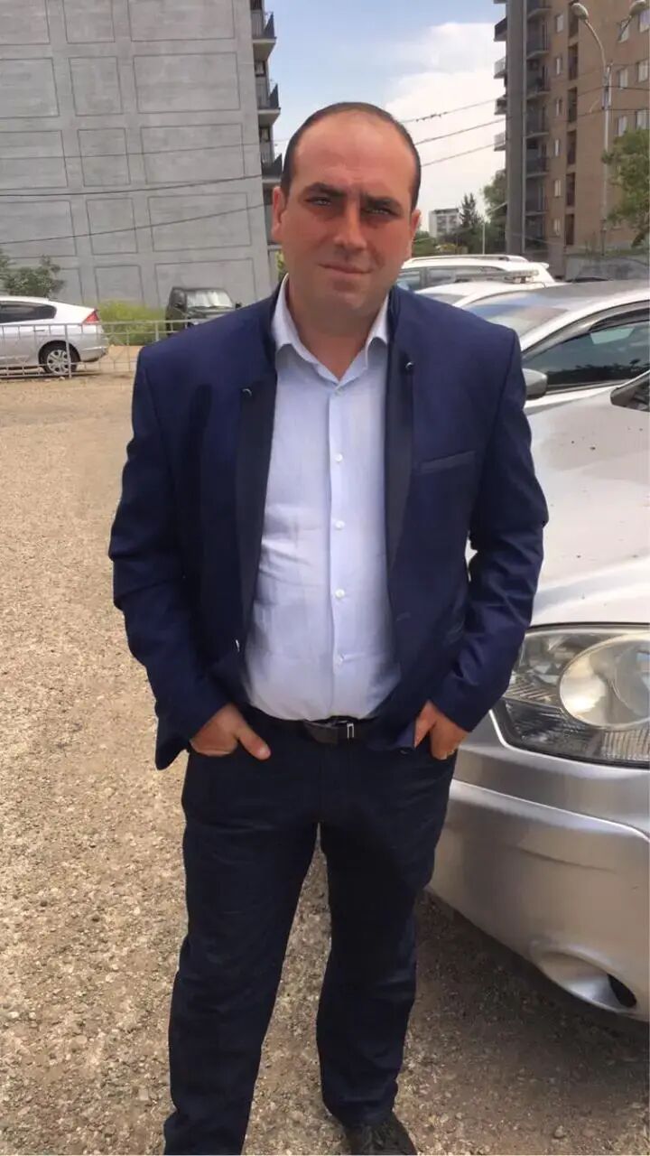  47064528  Roma, 41 ,    