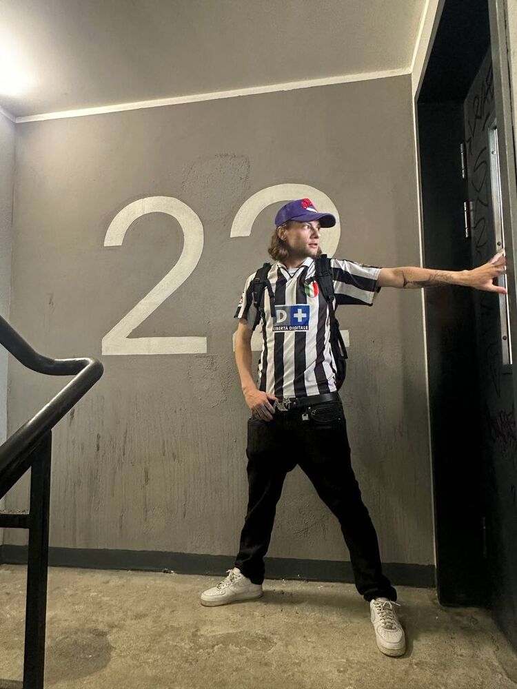 ���� 45021698 ������� Niki, 27 ���, ���� ���������� � ������