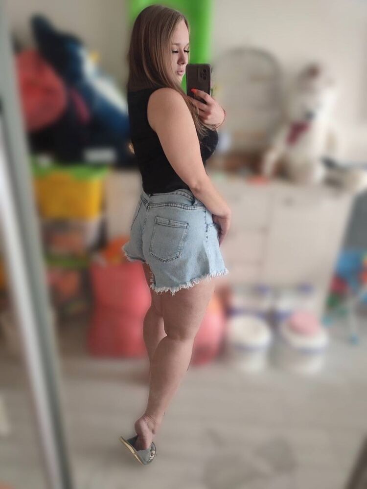  52830838  , 27 ,    