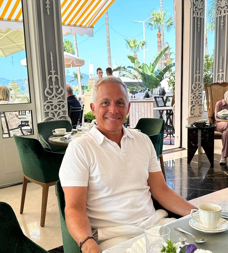  ,   Nick Kelvin, 63 ,   ,   