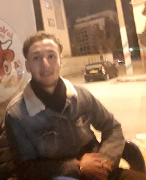  27395278  Haithem, 26 ,    