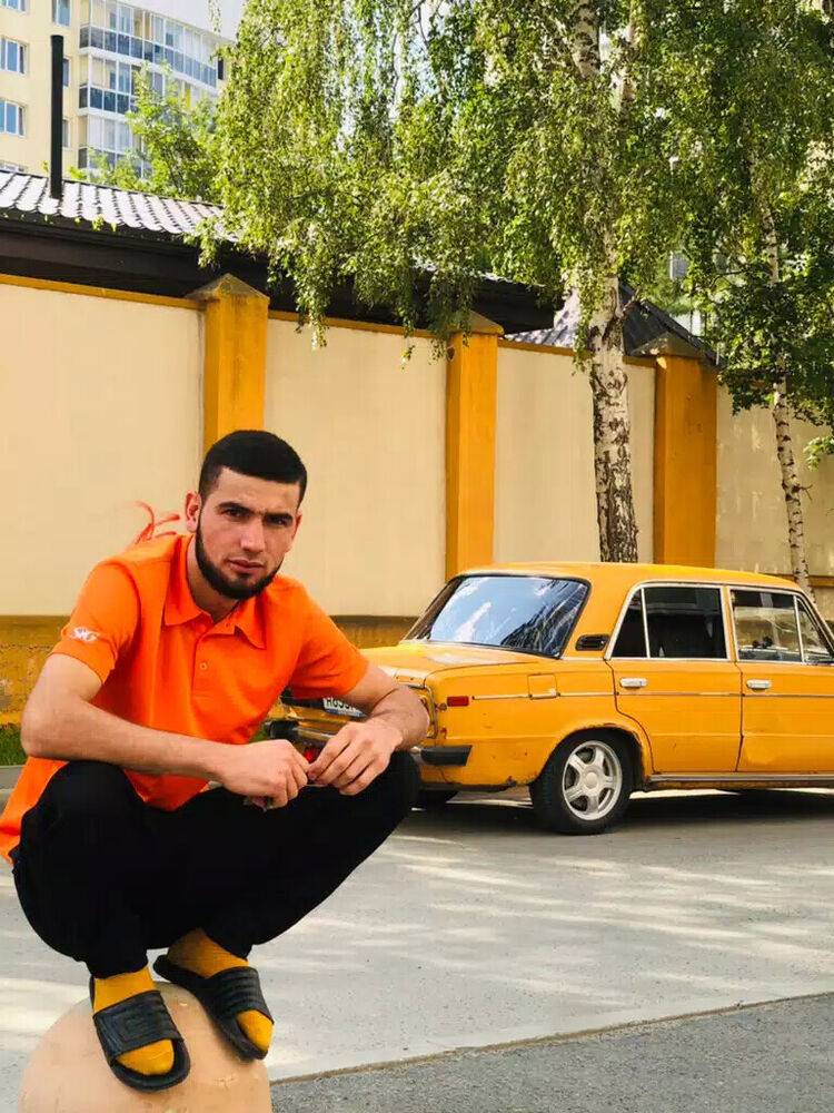  ,   Zoir, 27 ,   ,   , c , 