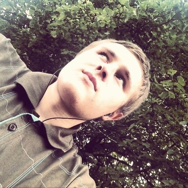  5022038  Sergei, 33 ,    