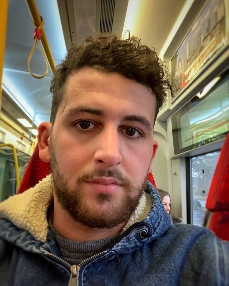  Warszawa,   Kamran, 27 ,   ,   