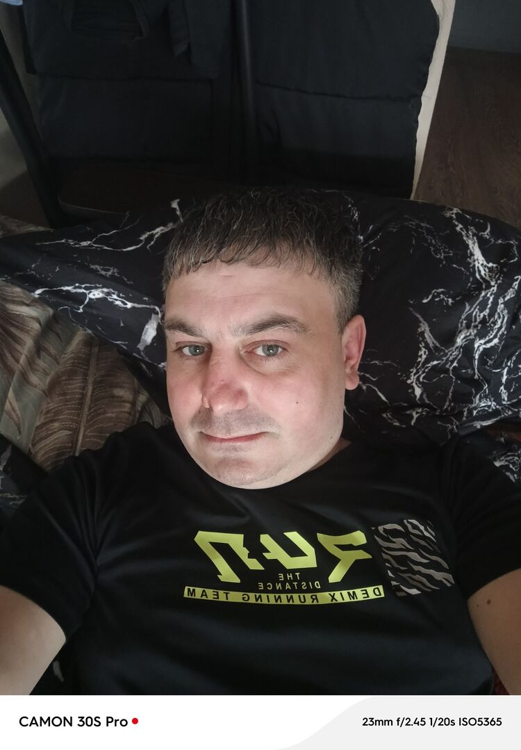  51549888  Ը, 40 ,    
