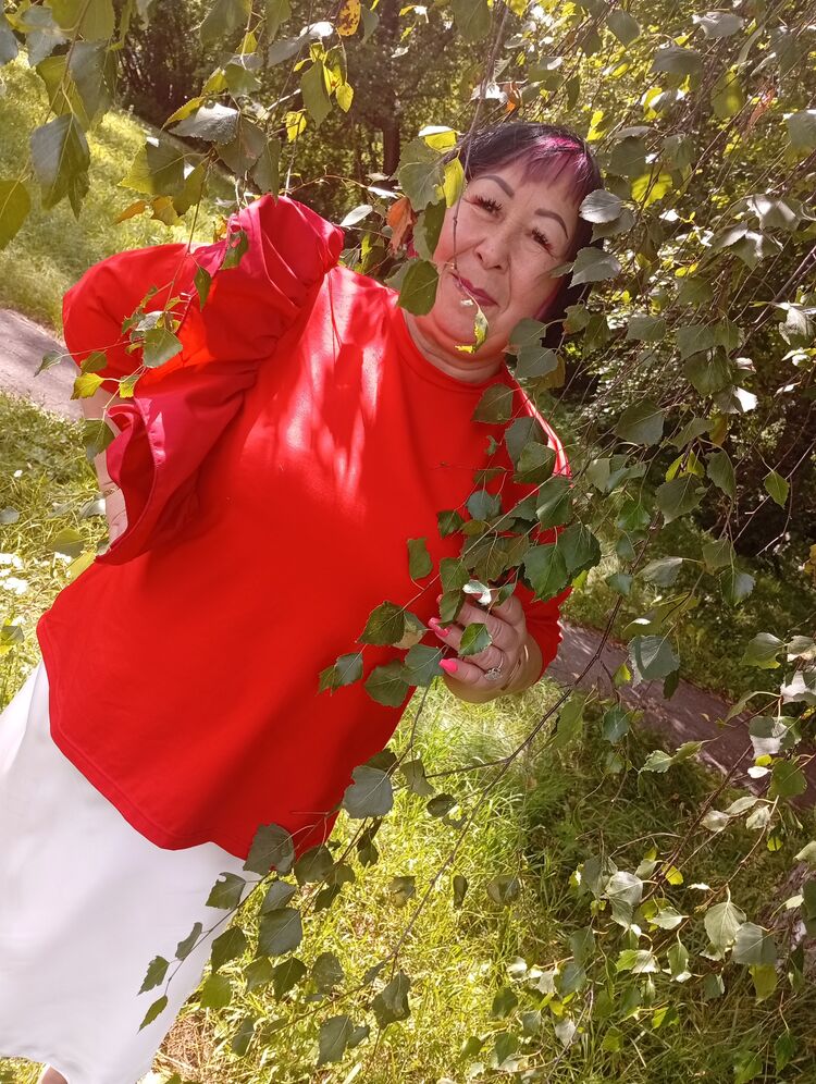  52708328  Zoya, 61 ,    