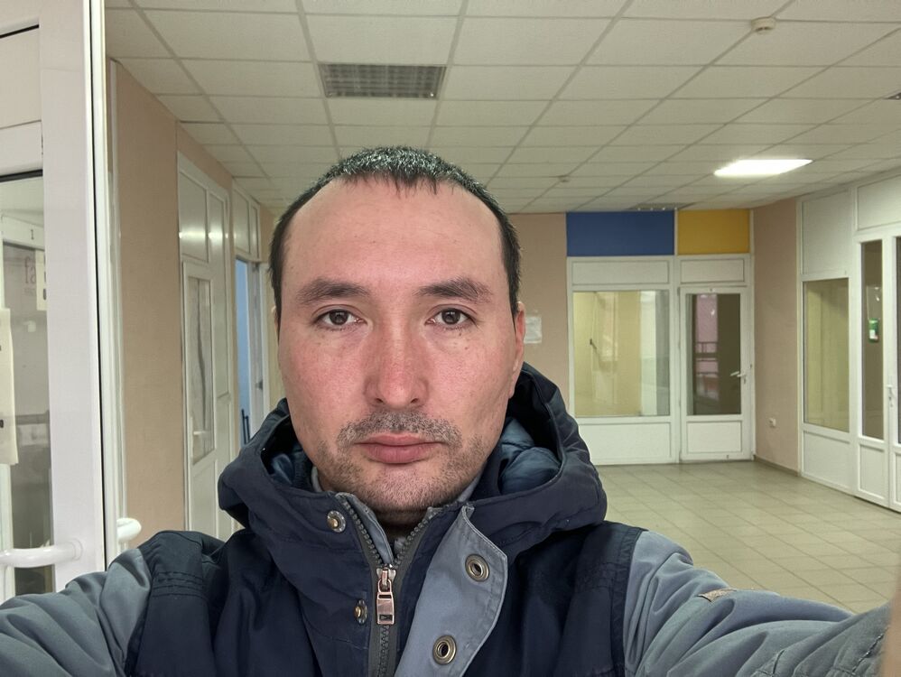  35710498  Alexandr, 38 ,    