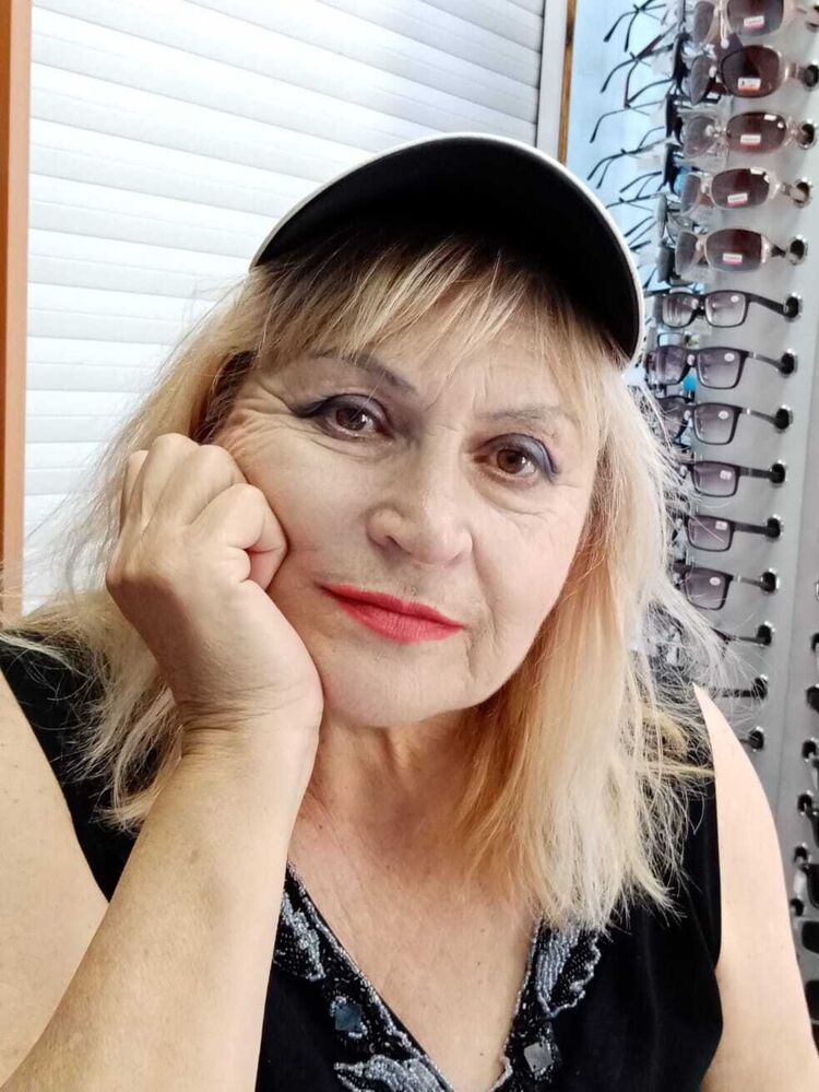  ,   , 70 ,   c 
