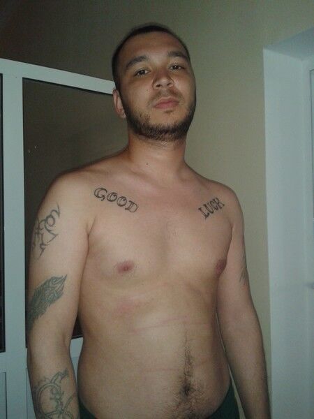  4672758  Davron, 37 ,    