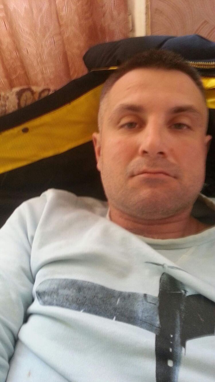  46463898  , 41 ,    