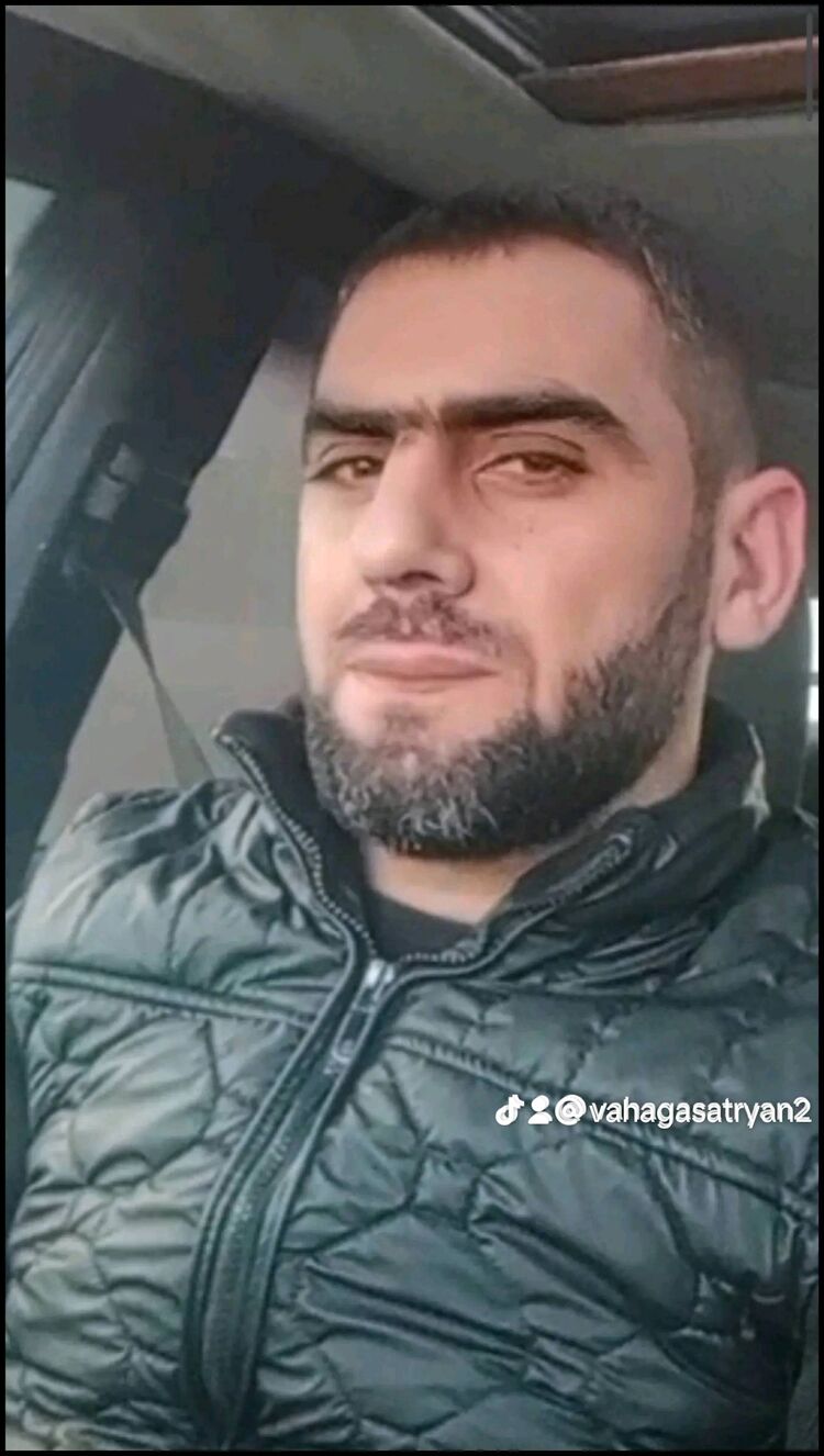 ���� 51330378 ������� ���, 37 ���, ���� ���������� � ������