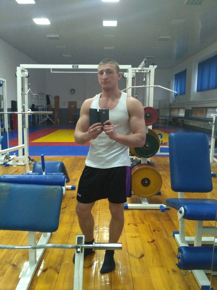  13492518  Anatolij, 34 ,    