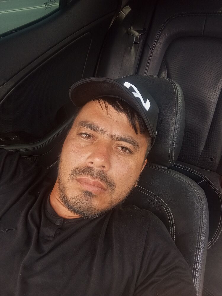  52832668  , 35 ,    