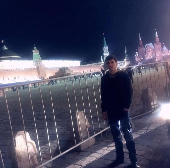  27276468  Noro, 30 ,    