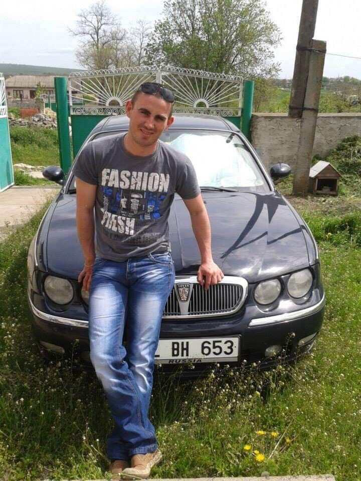  21101028  Sergiu, 35 ,    
