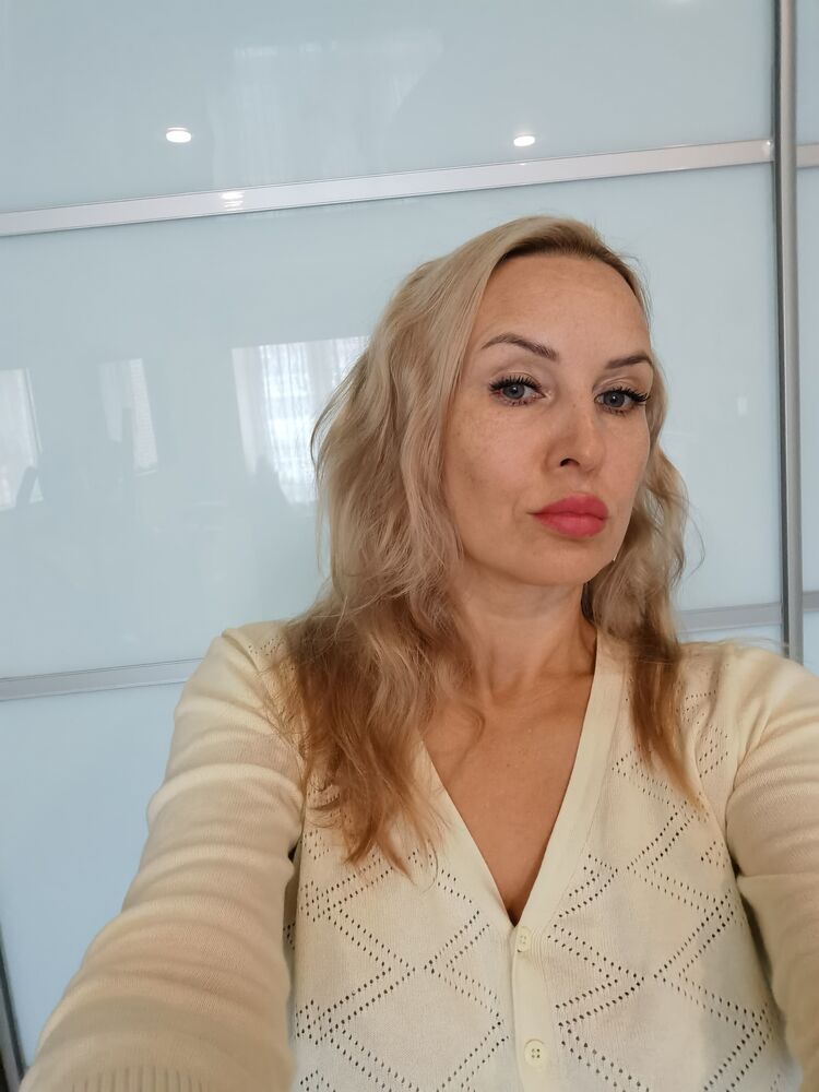  -,   , 43 ,     , c 