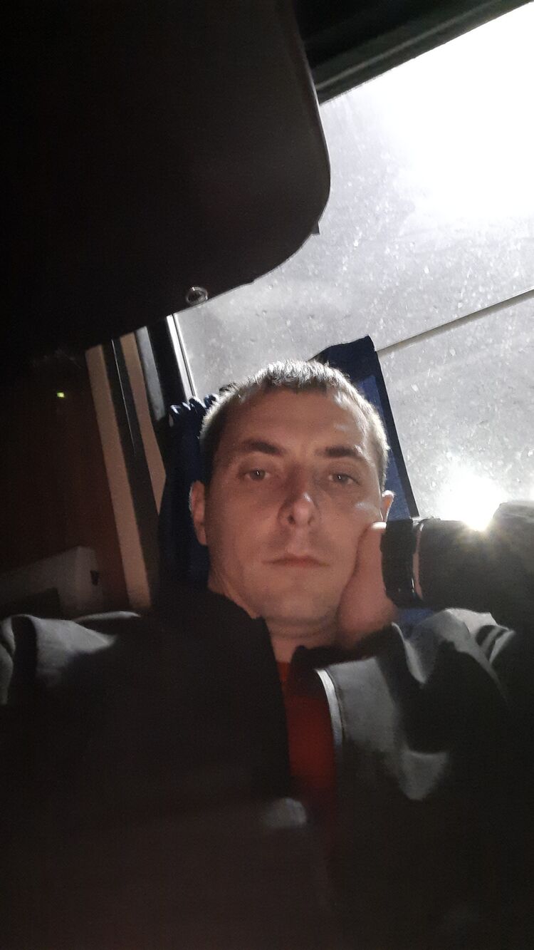  42209158  , 39 ,    