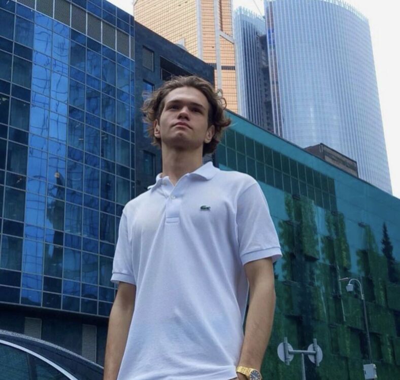  50592568  , 22 ,    -