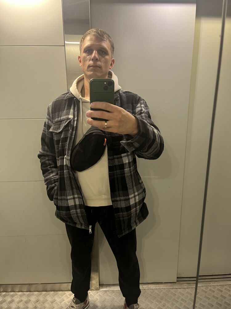  44344698  , 38 ,    