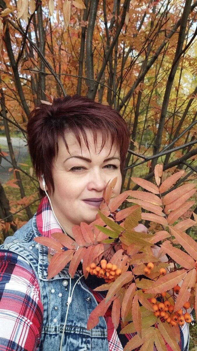  ,   Svetlana, 48 ,  