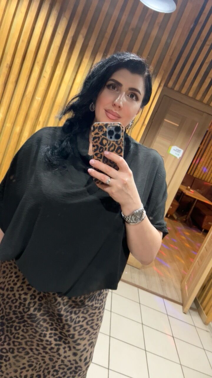  54545288  , 42 ,    --