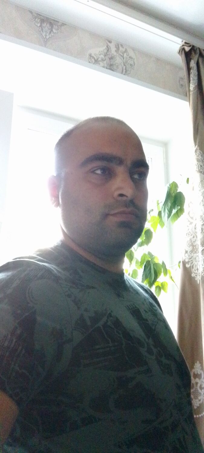  45077758  Ruslan, 35 ,    