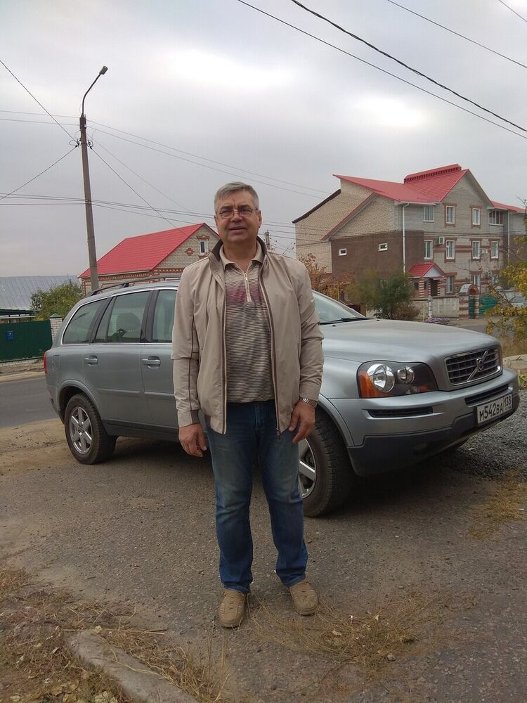  22042538  C, 64 ,    
