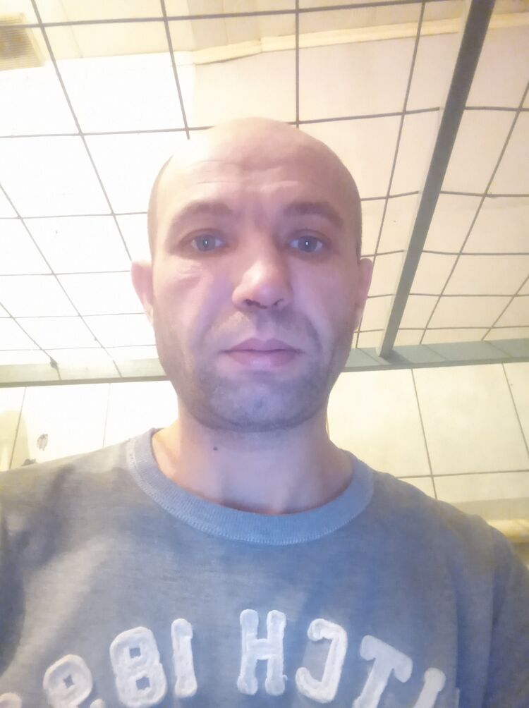  48651768  Sergey, 37 ,    