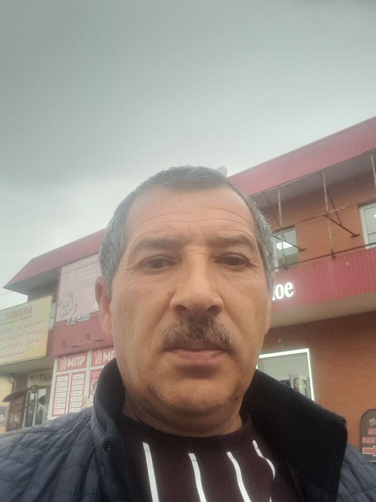  ,   Namik, 52 ,   ,   