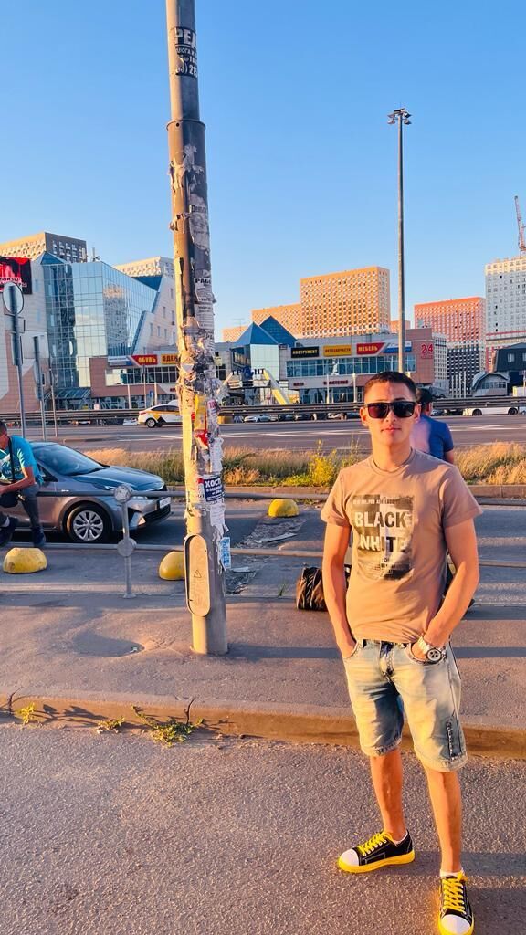  27681128  , 28 ,    -