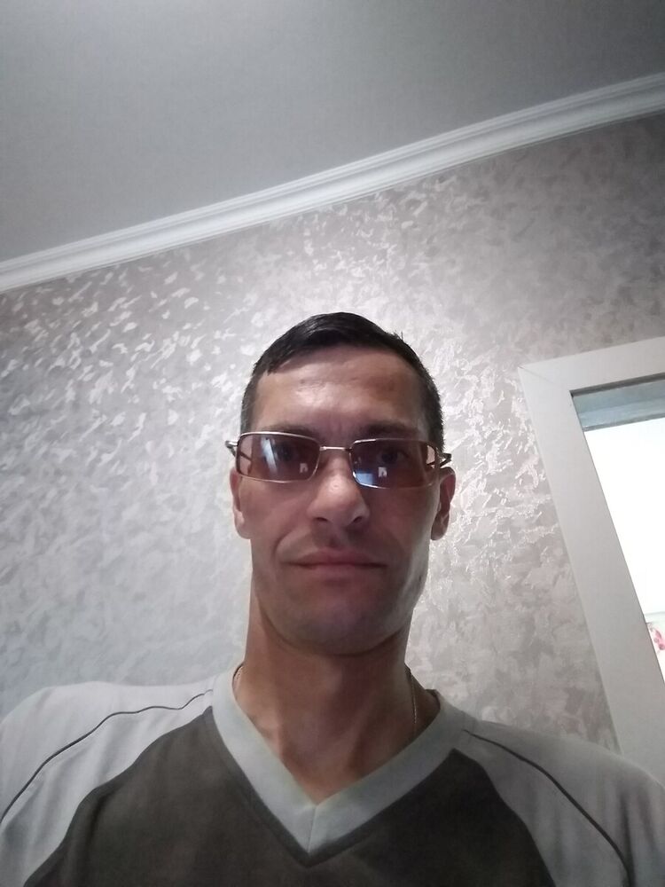  20415788    , 44 ,    