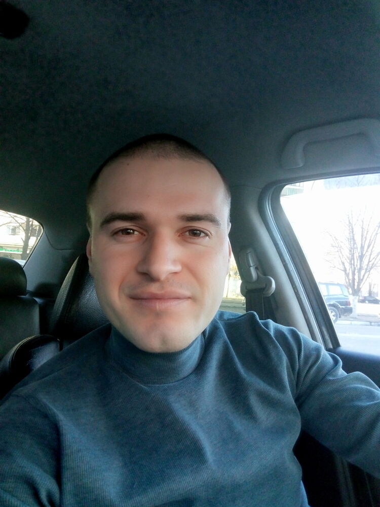  15285908  Ivan, 33 ,    