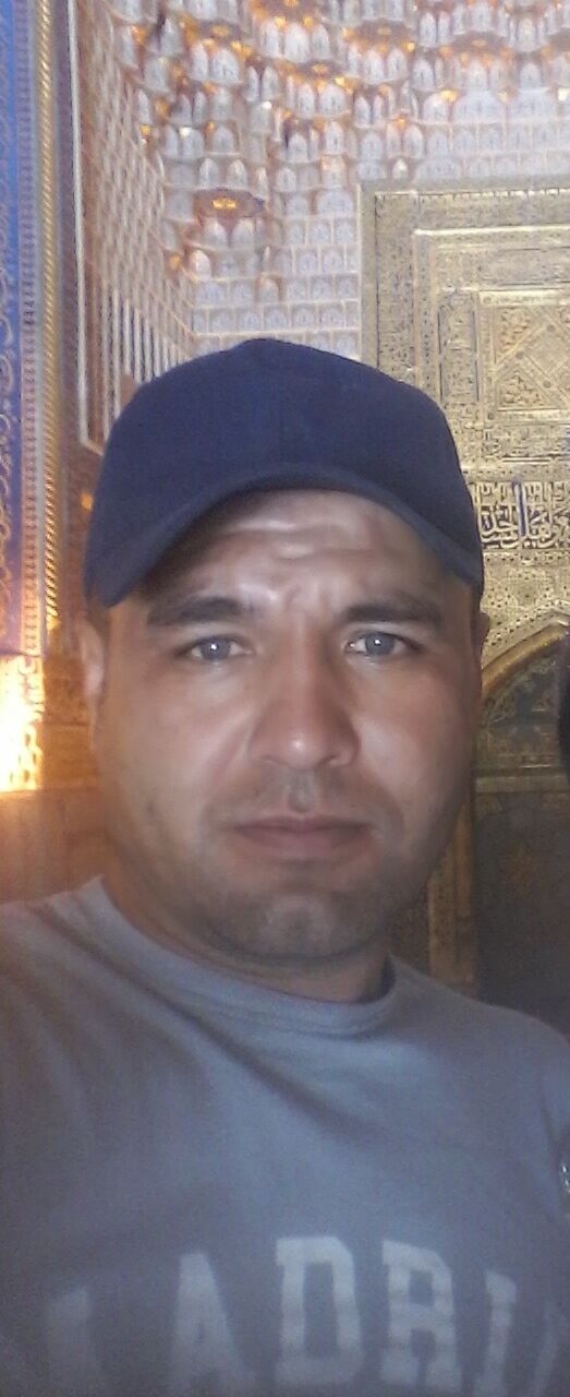  31472338  Ibrohim, 43 ,    