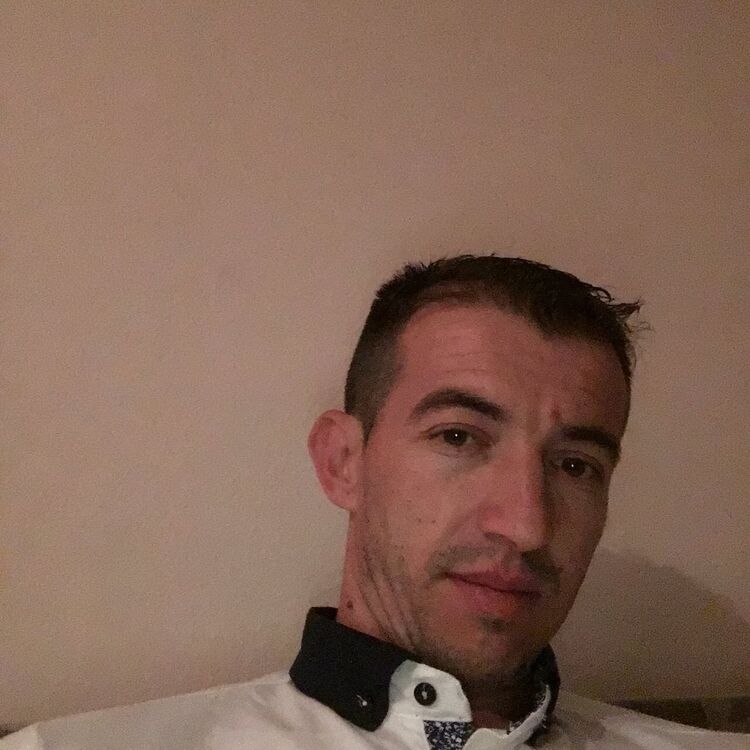  54144378  Sladjan, 45 ,    