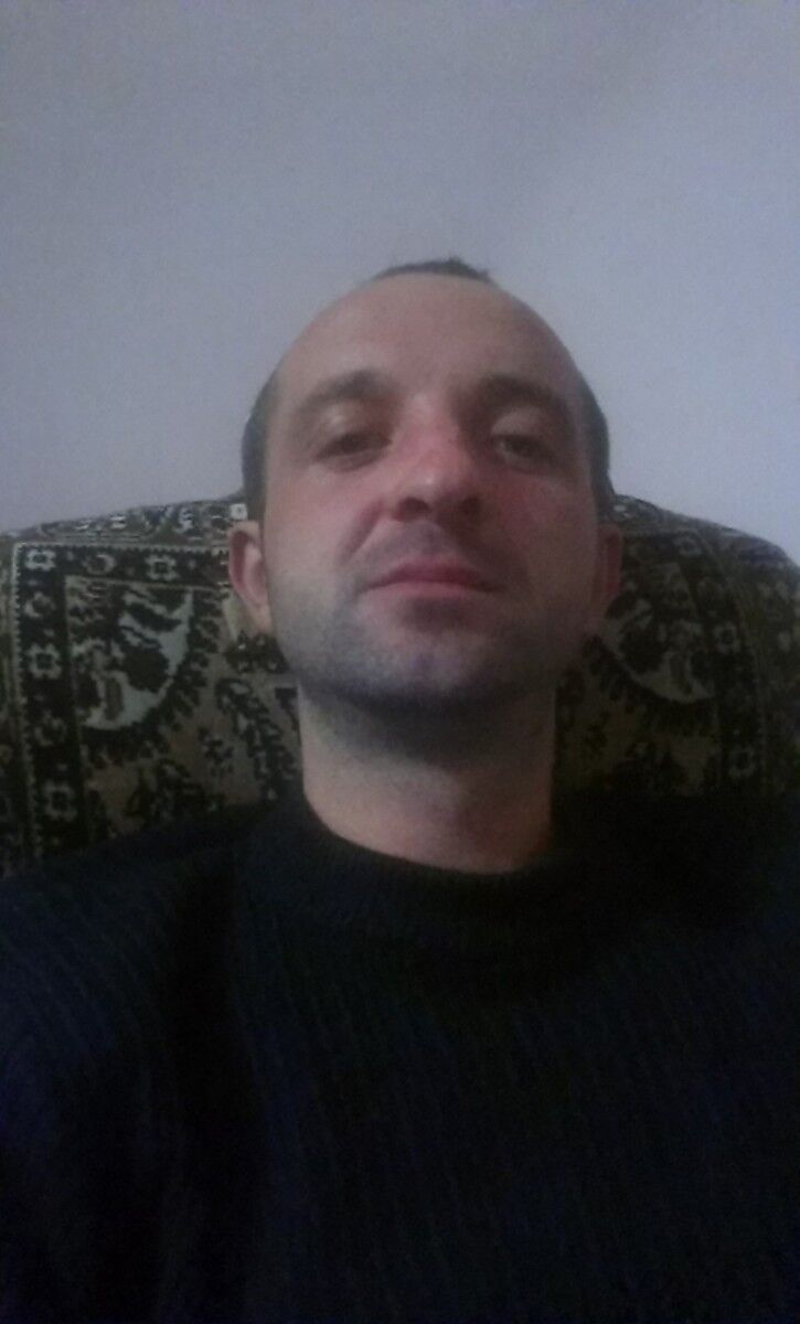  ,   Viktor, 43 ,   ,   , c 