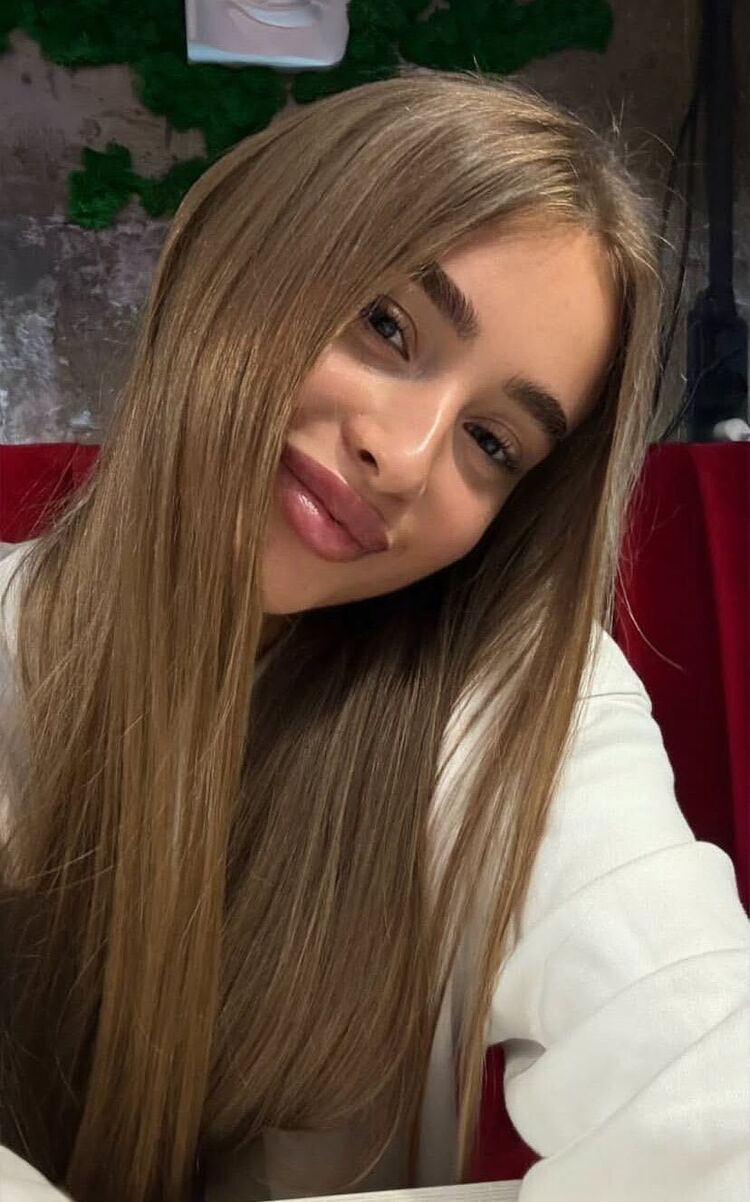  54180238  Karina, 24 ,    Banda Aceh