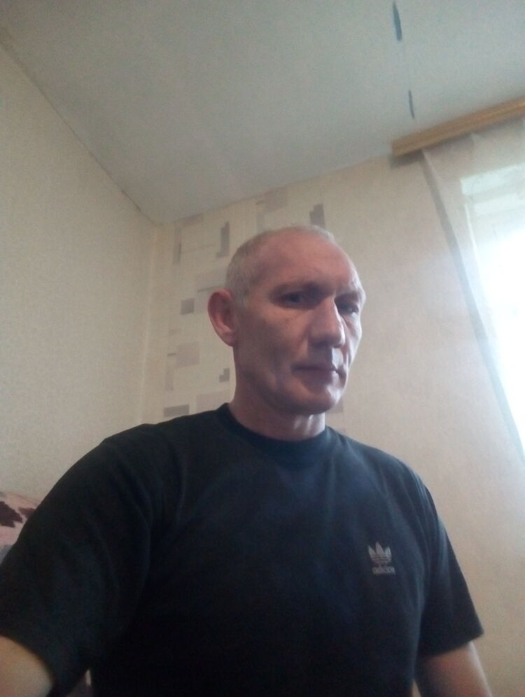  22813218  , 51 ,    