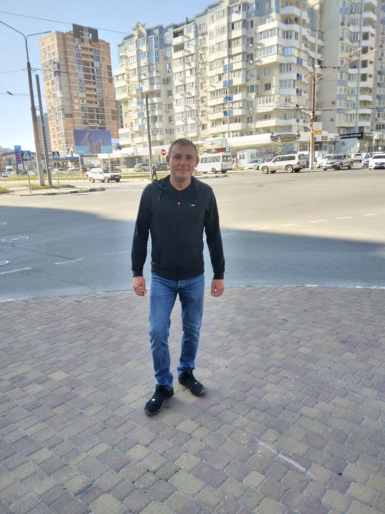 30056538  , 37 ,    