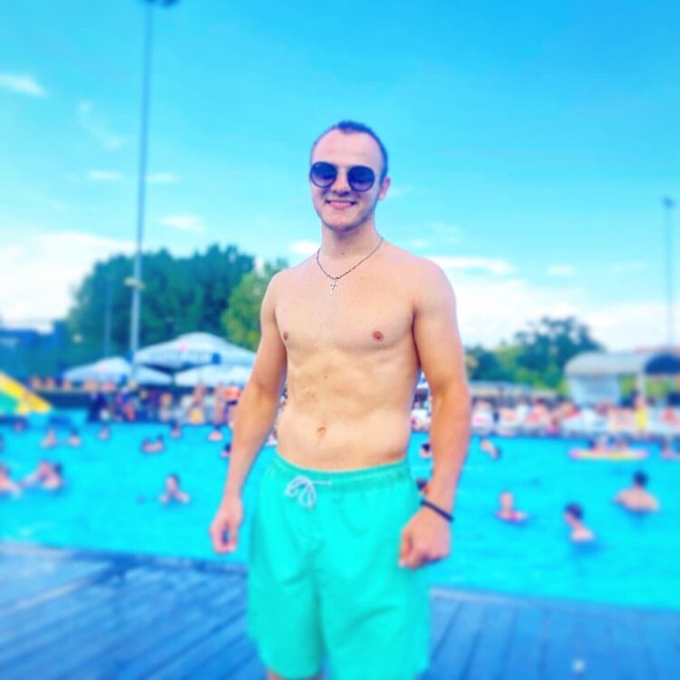  Chai Nat,   Sergei, 26 ,   ,   